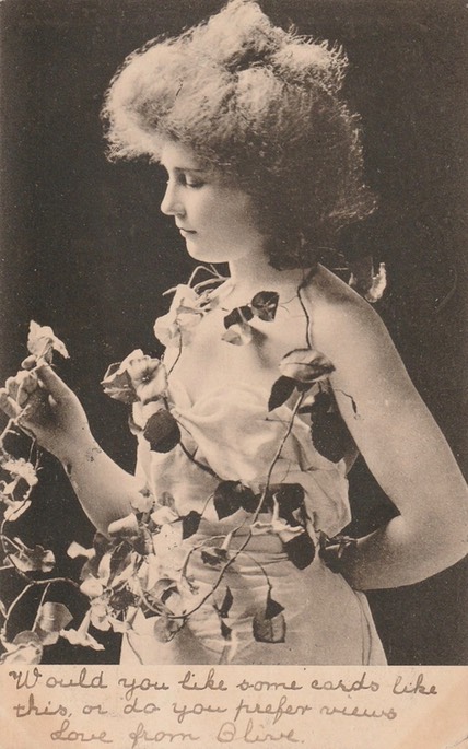 PC ArtN Tuck3688-FairWomen